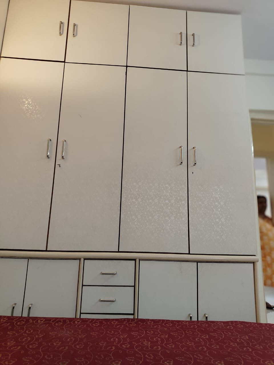 2 BHK Flats on Rent in Shree Sai Darshan, Santacruz West