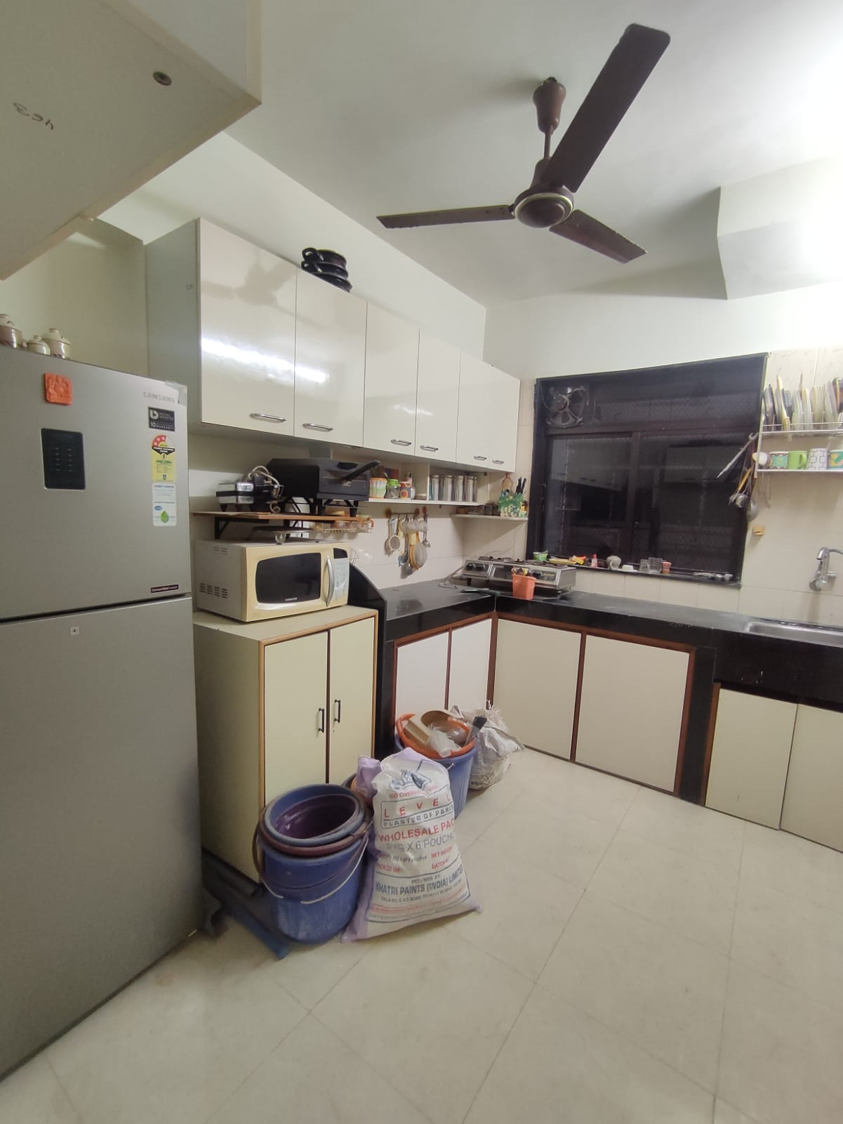 7 - Mahaveer, Khar West