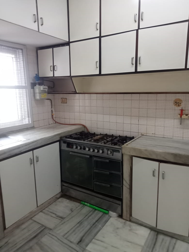 2 BHK Flats on Rent in Gladhurst, Santacruz West