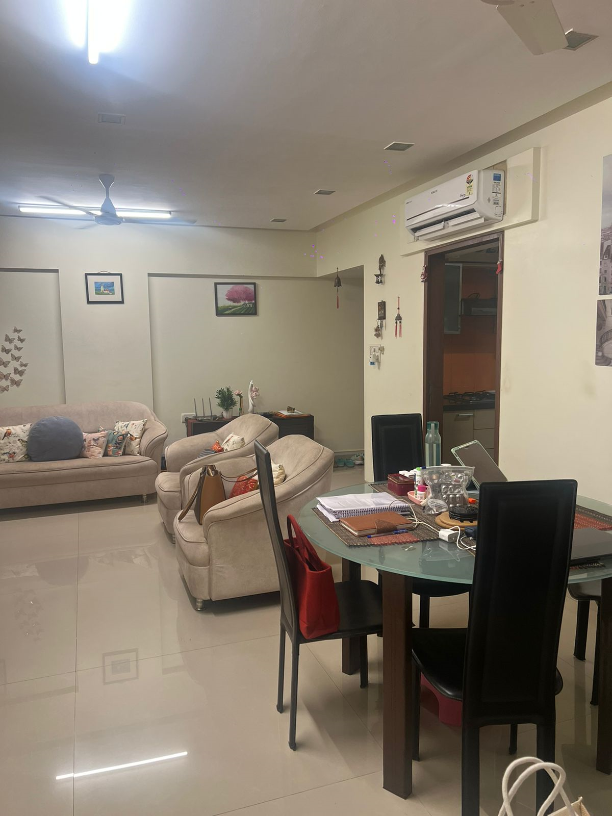 2 BHK Flats on Rent in Pinnacle Gold, Bandra West