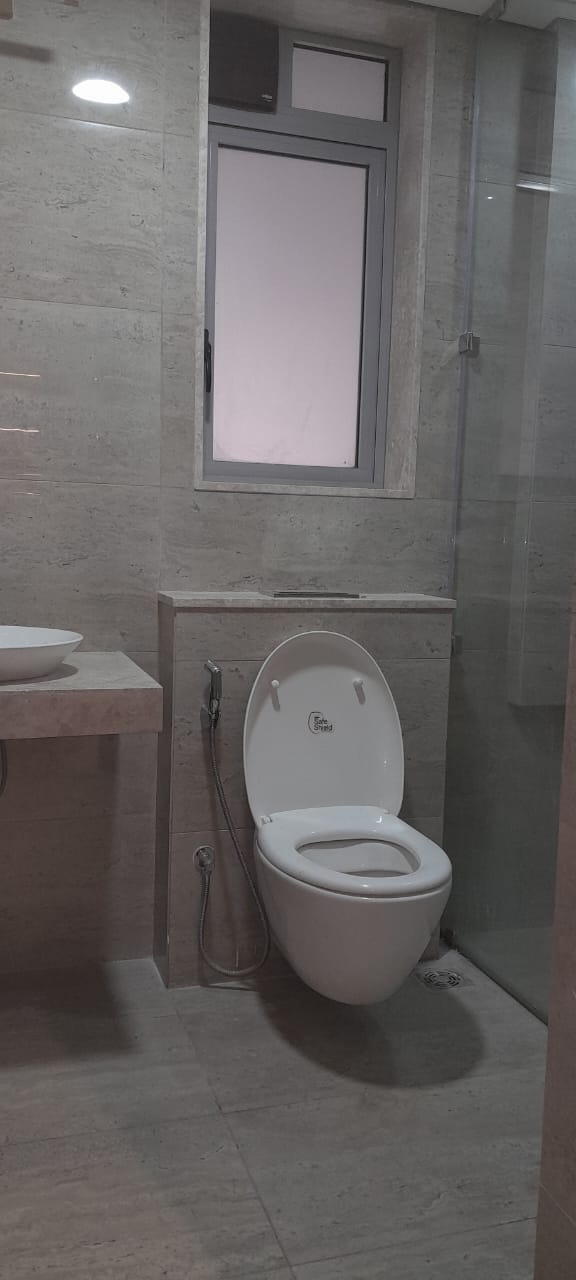 3 BHK Flats on Rent in Oberoi Sky City, Borivali East