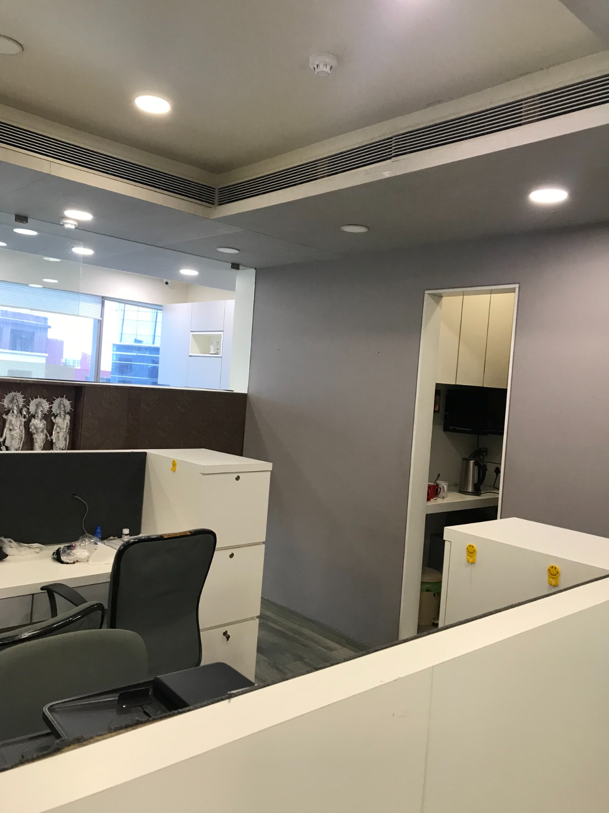 Office Space Offices on Rent in Omkar Summit Business Bay, Andheri East