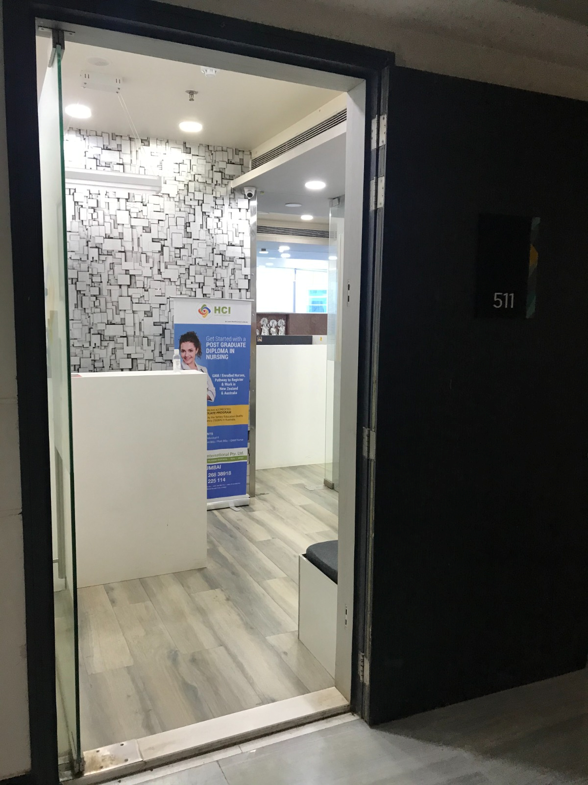 Office Space Offices on Rent in Omkar Summit Business Bay, Andheri East