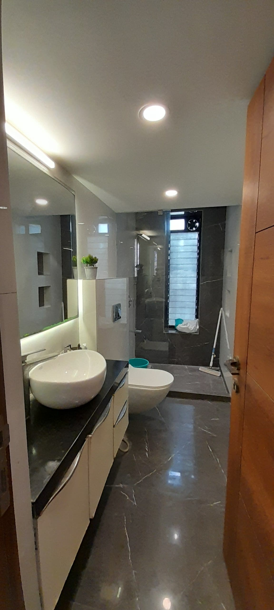 3 BHK Fully Furnished in Riviera , Juhu