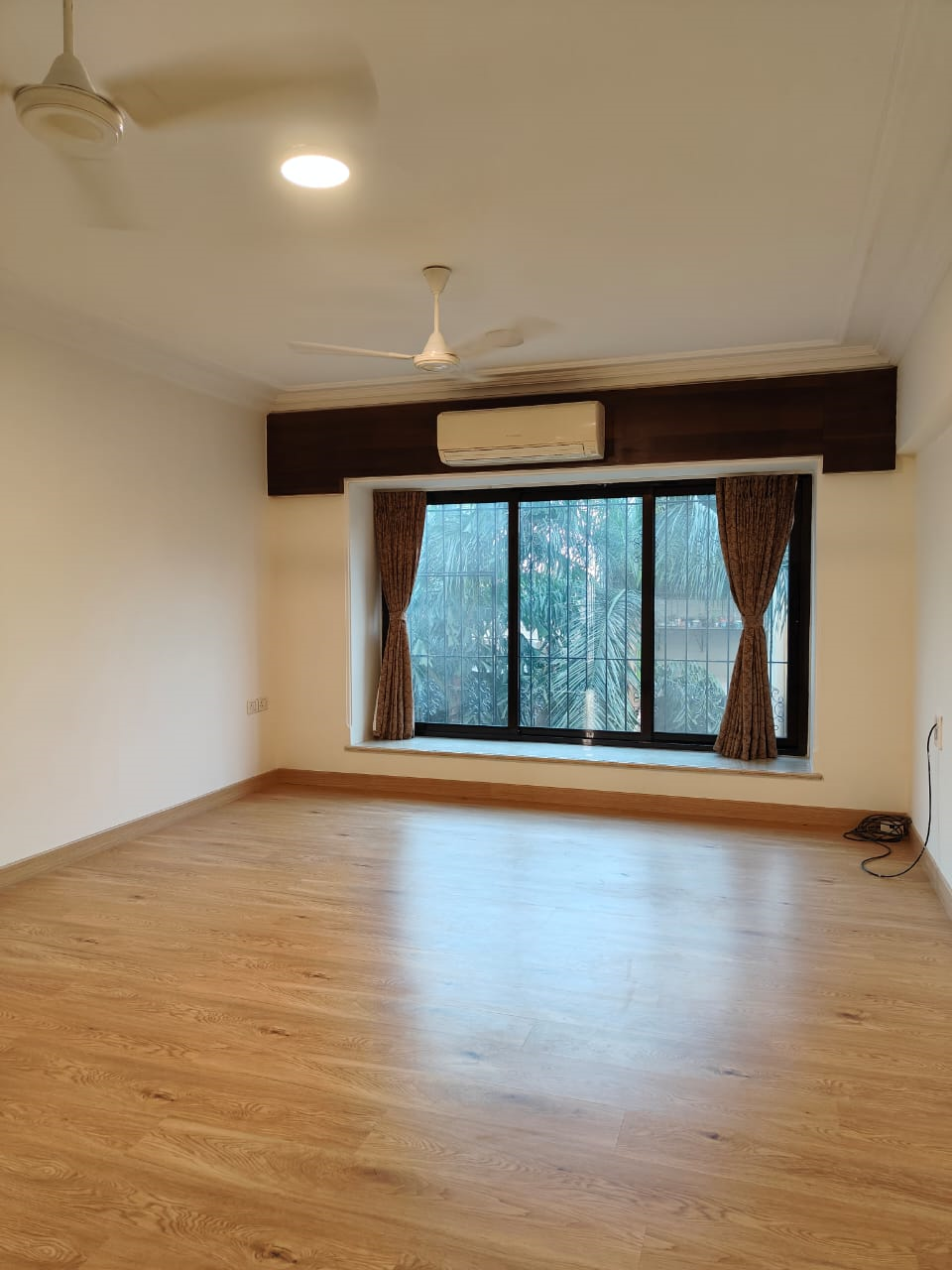 3 - Royal Manor, Bandra West