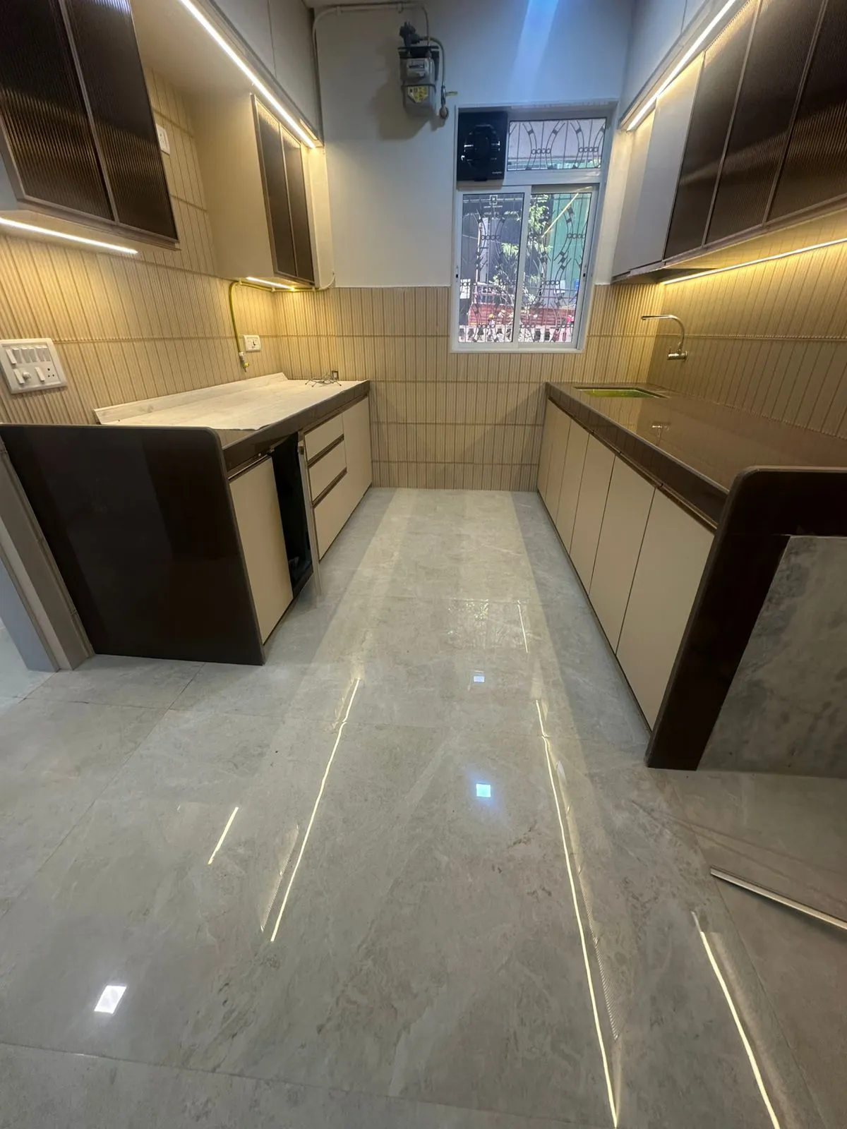 5 - Apsara, Bandra West