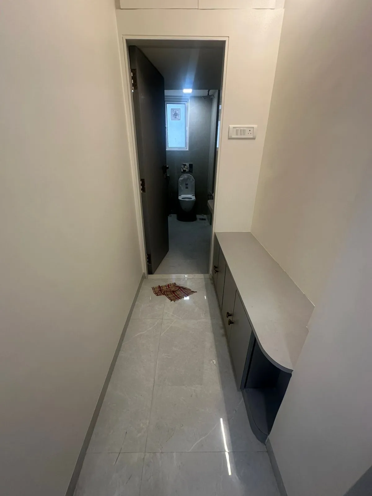 9 - Apsara, Bandra West