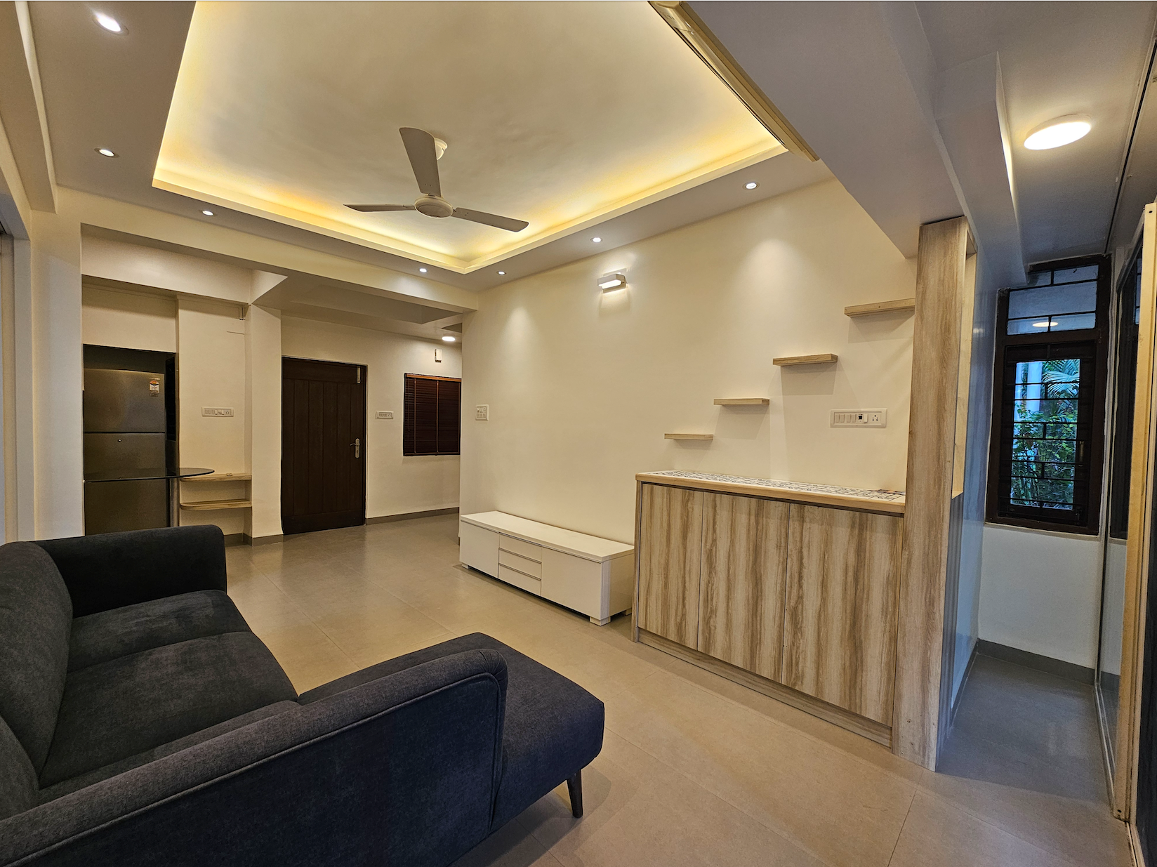 2 BHK Flats on Rent in Crescent, Bandra West