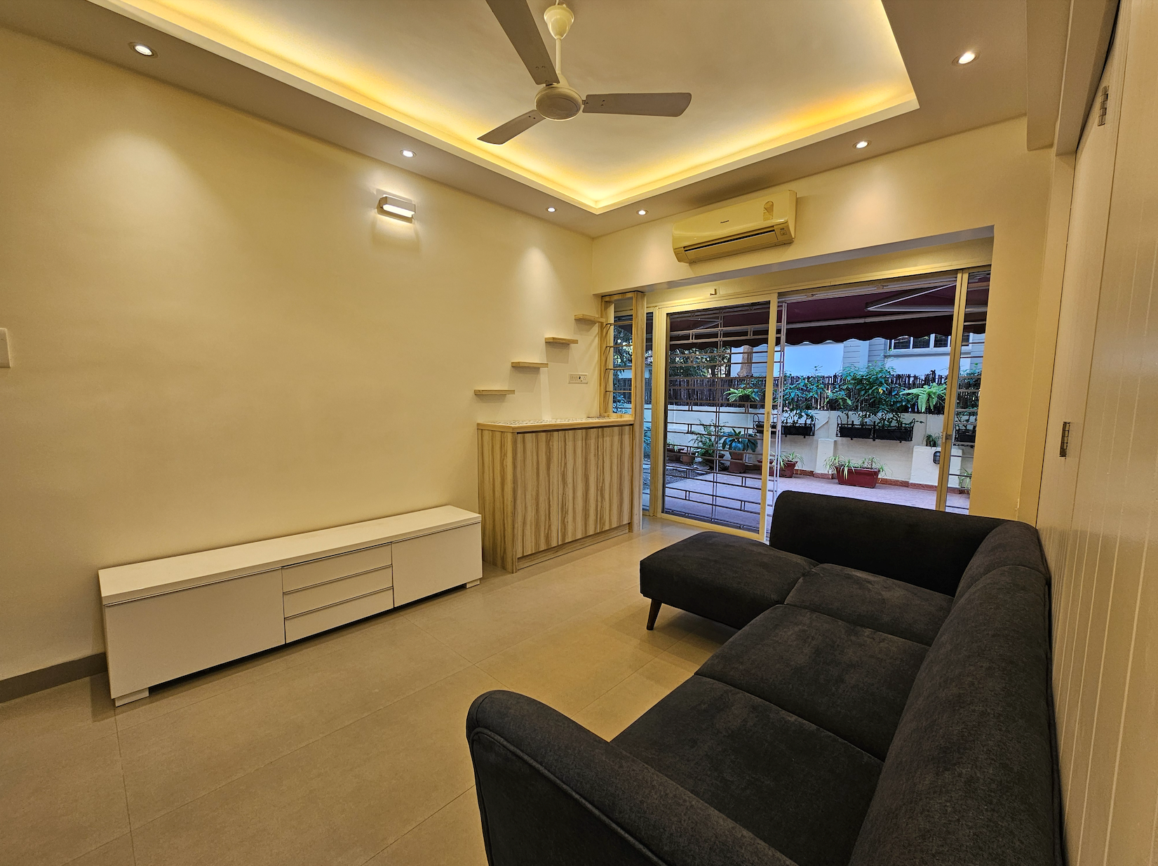 4 - Crescent, Bandra West