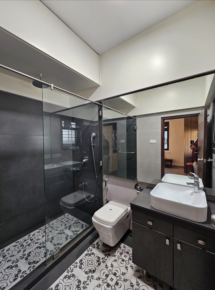 7 - Crescent, Bandra West