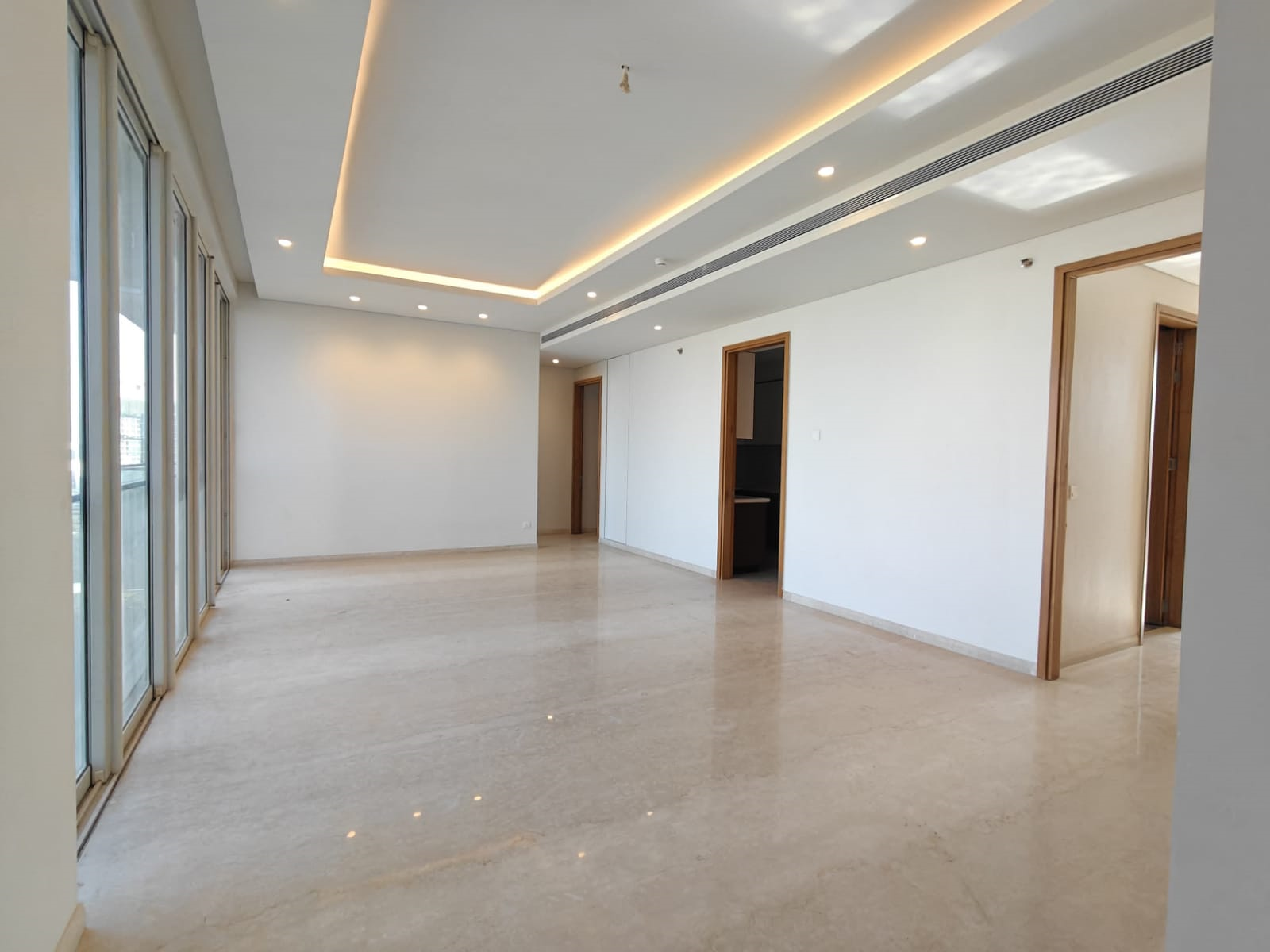 3 BHK Flats on Rent in Serendipity, Bandra East