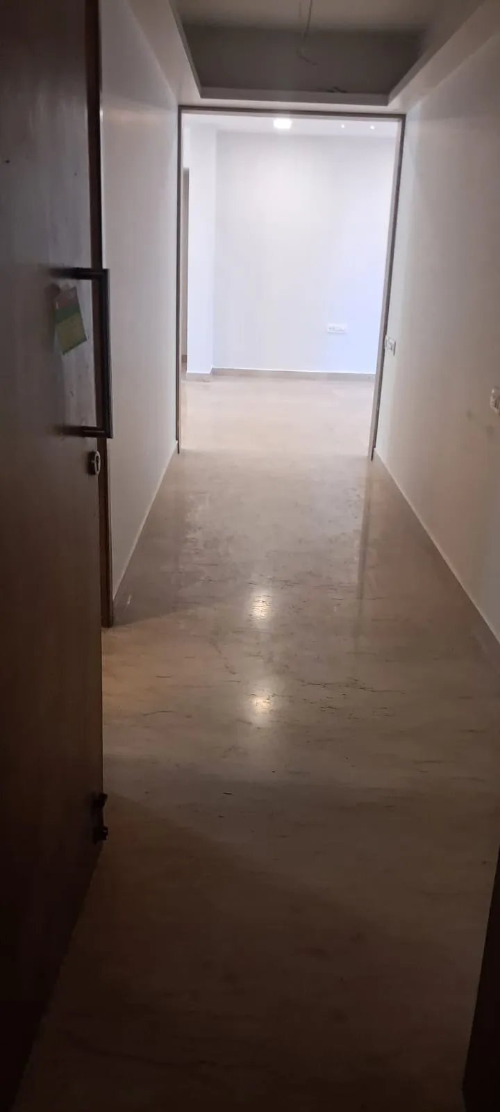 S20 - Sumer Trinity, Prabhadevi