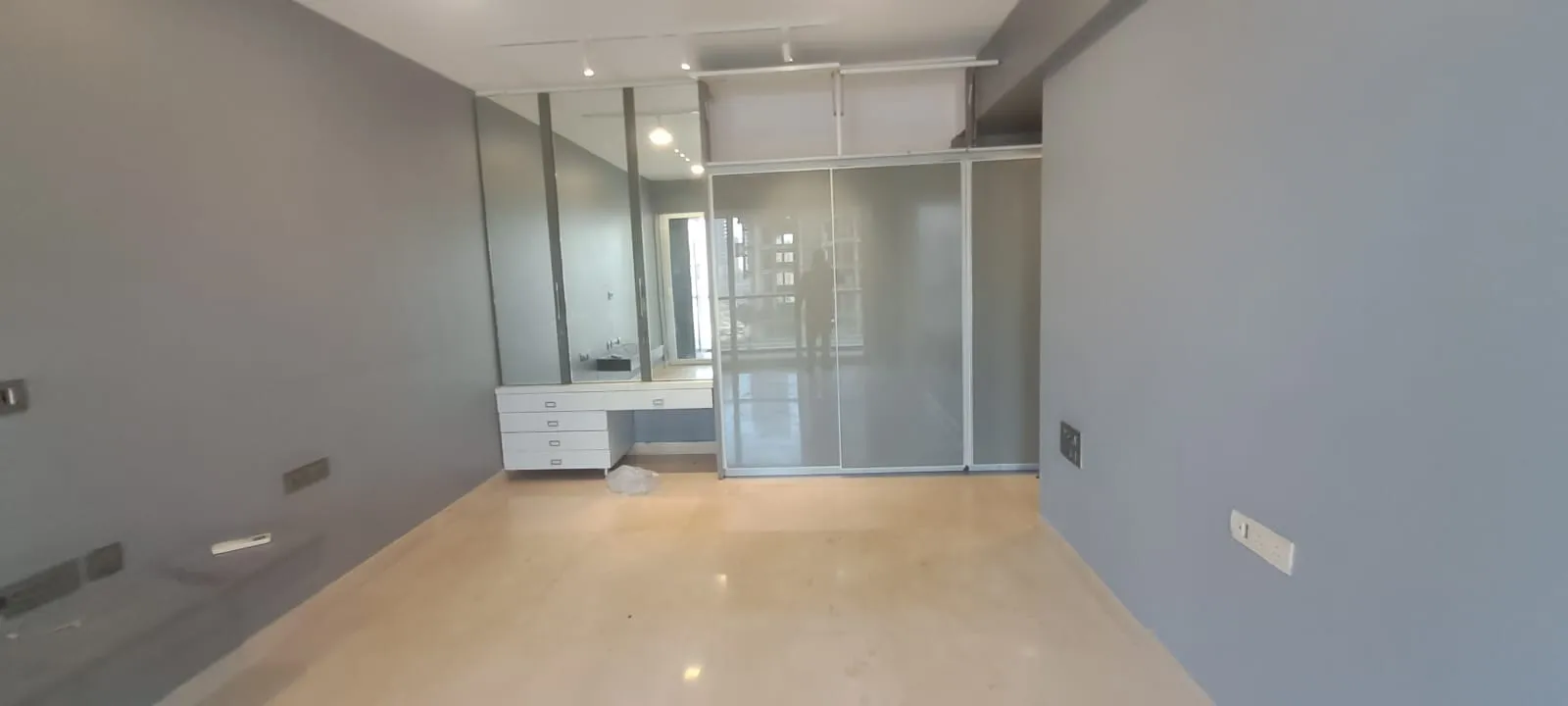 4 BHK Flats on Rent in Sumer Trinity, Prabhadevi