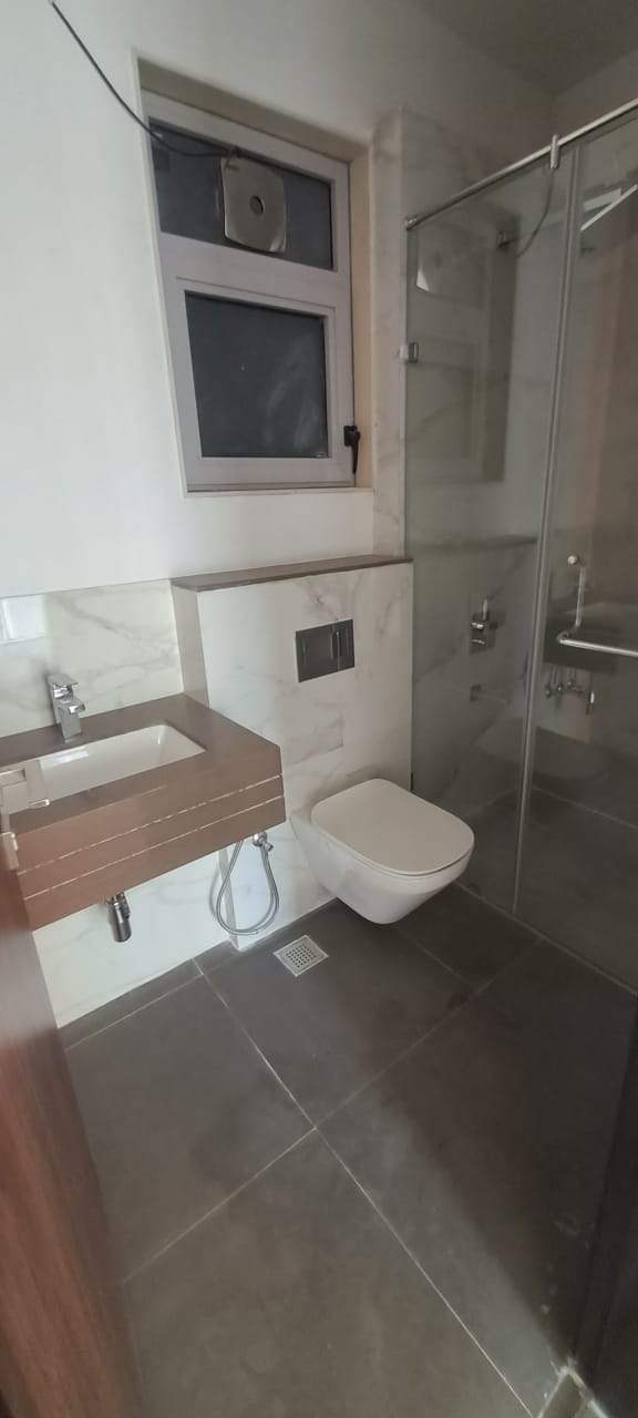 1 BHK Flats on Rent in Piramal Revanta, Mulund West