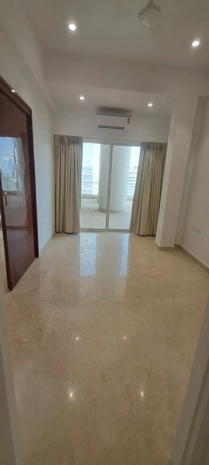 I19 - Indiabulls Sky Forest, Lower Parel