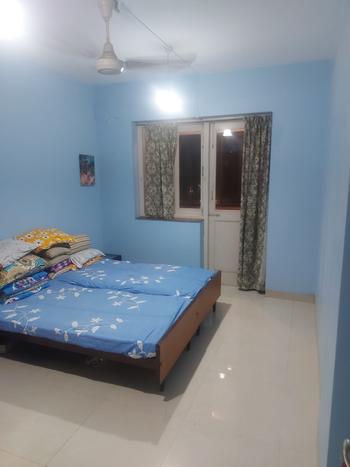 2 BHK Flats on Rent in Tardeo Court, Tardeo