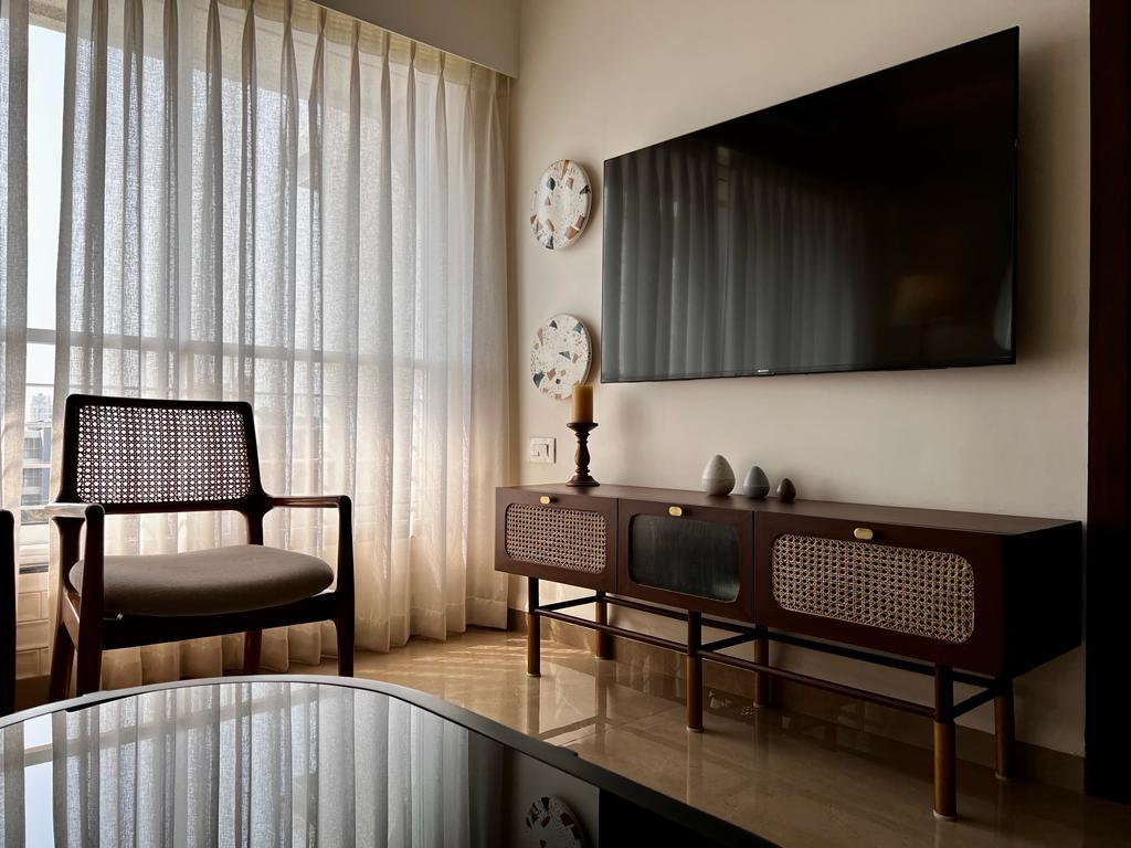 8 - Windsor, Bandra West