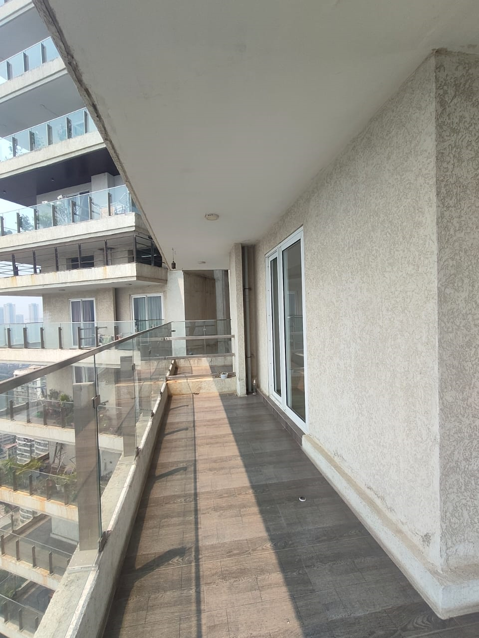 3 BHK Flats on Rent in Crescent Bay, Parel