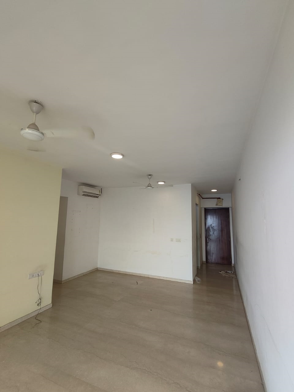 3 BHK Flats on Rent in Crescent Bay, Parel