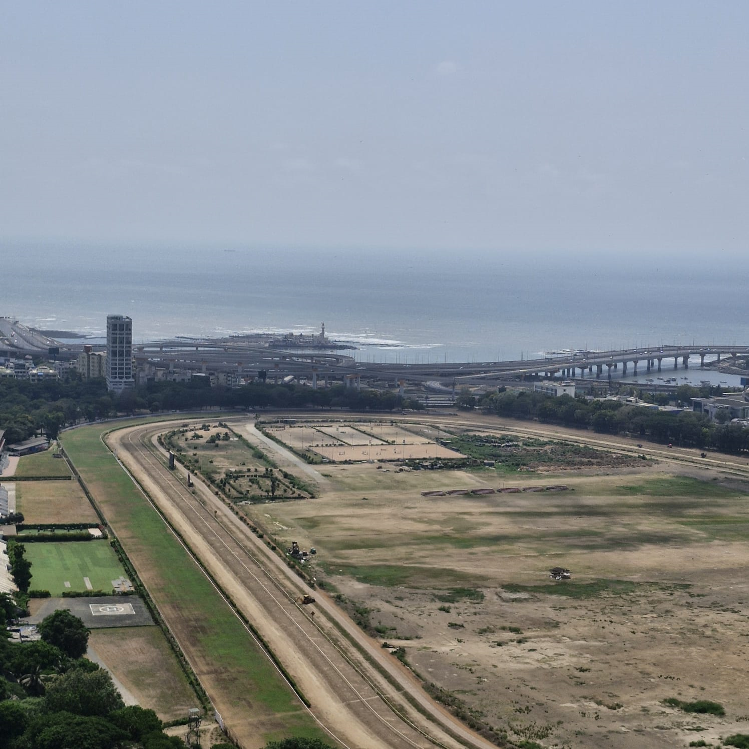 2½ BHK Flats on Rent in Piramal Mahalaxmi South Tower, Mahalaxmi