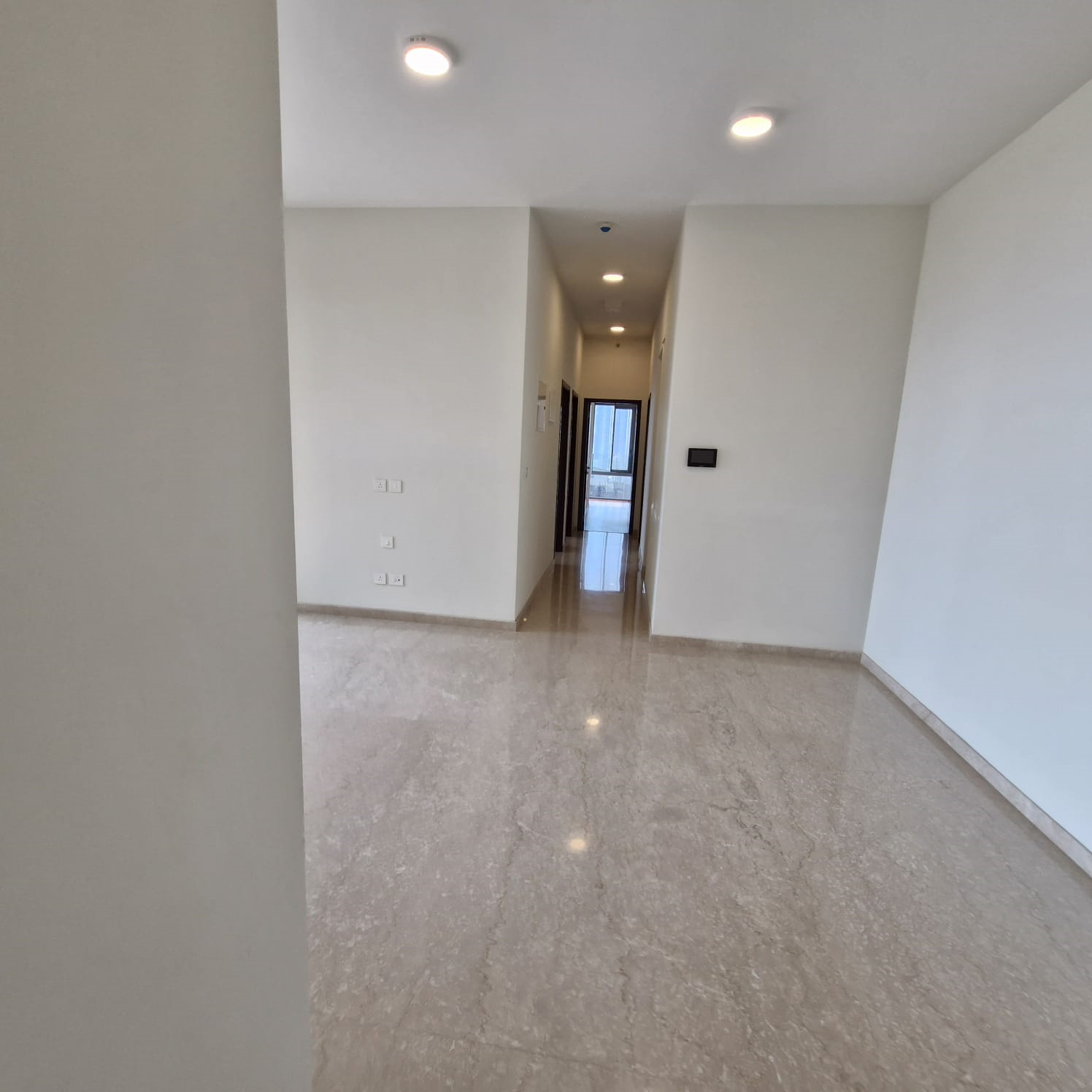 2½ BHK Flats on Rent in Piramal Mahalaxmi South Tower, Mahalaxmi