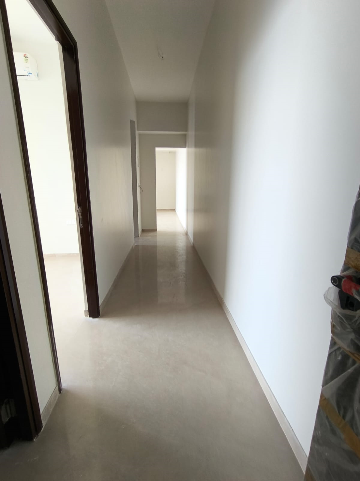 4 BHK Flats on Rent in Omkar Altamonte, Malad East