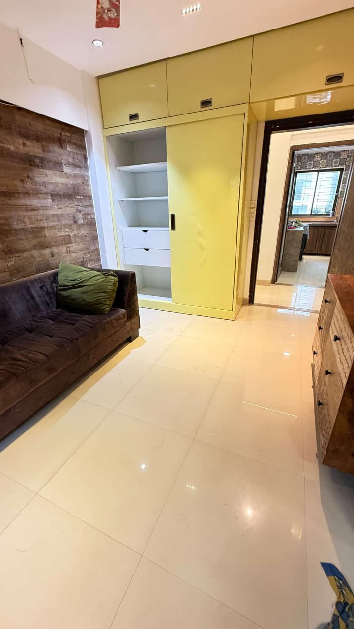 10 - Hill Top, Bandra West