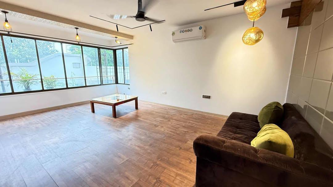 11 - Hill Top, Bandra West