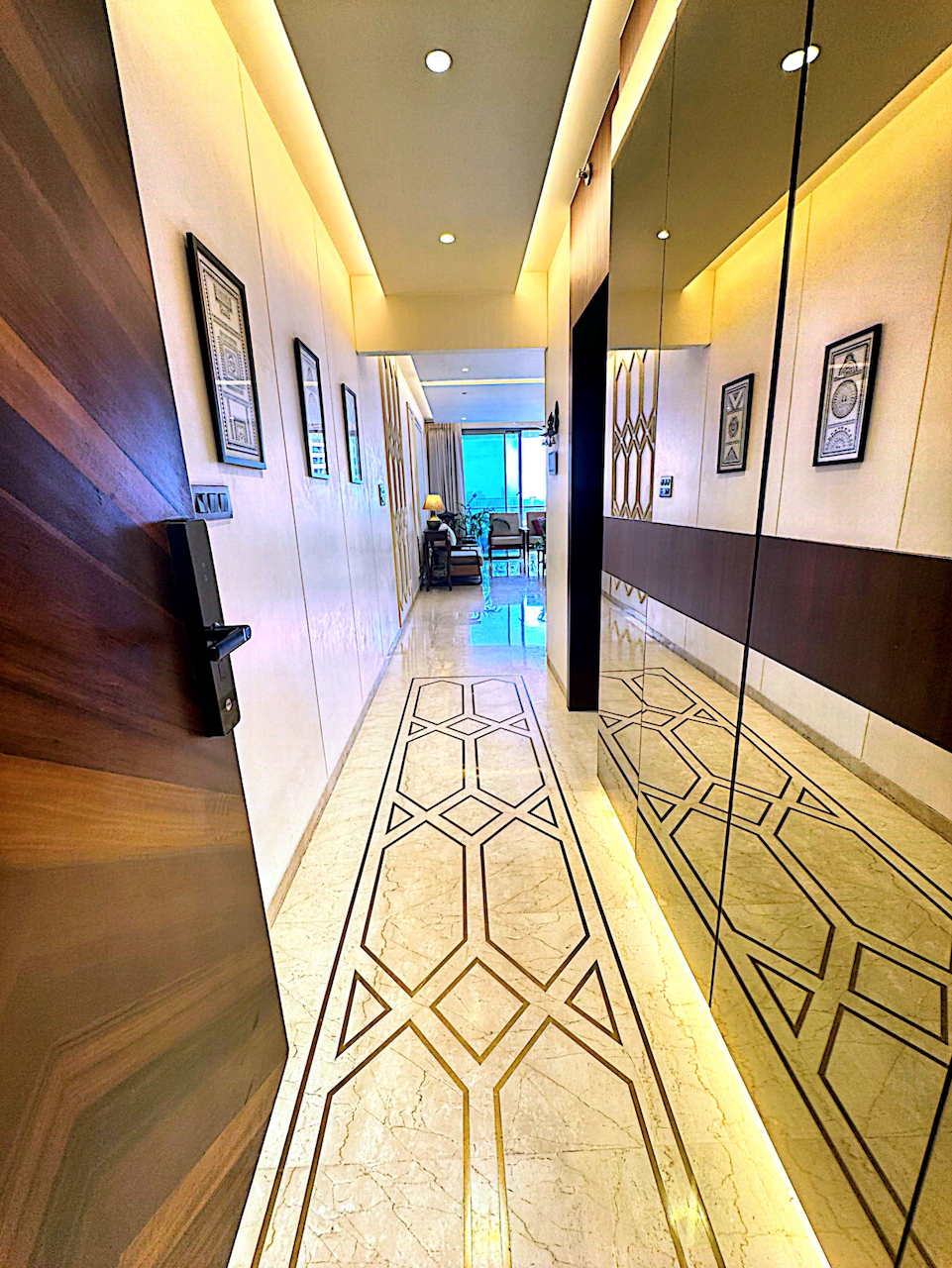 3 BHK Flats on Rent in Oberoi Maxima, Andheri East