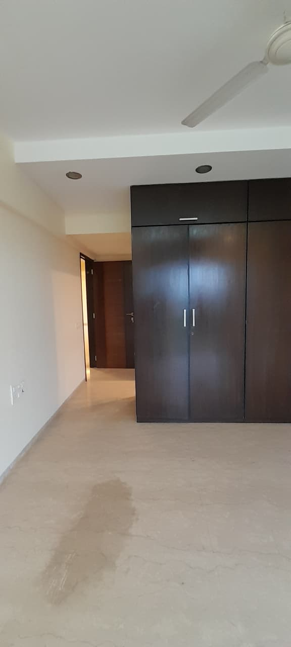 3 BHK Flats on Rent in Imperial Residency, Juhu