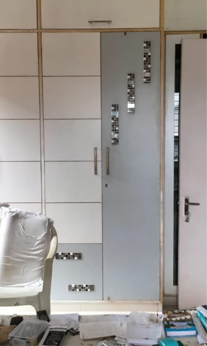 3 BHK Semi Furnished in Atlantis Apartments , Andheri West