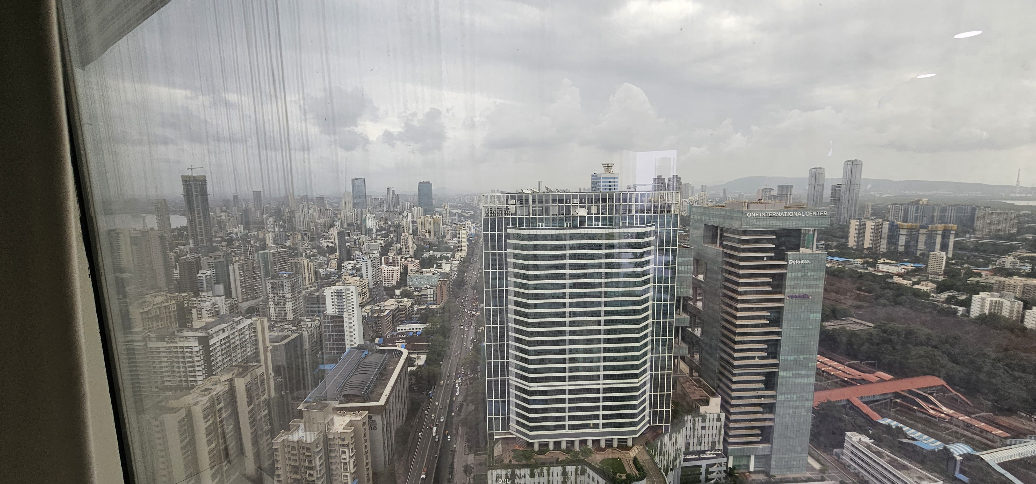 5 BHK Flats on Rent in Indiabulls Sky, Lower Parel