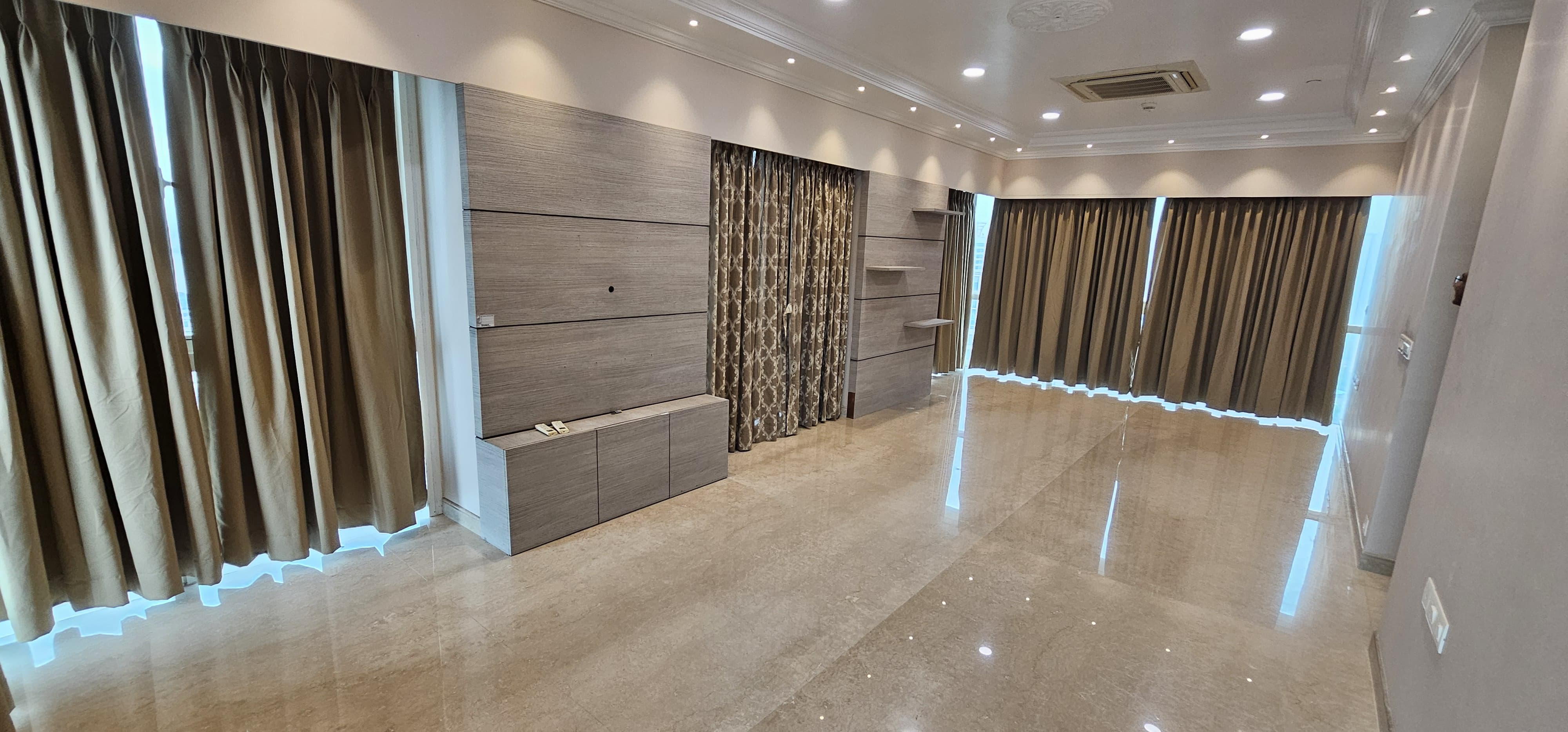 7 - Indiabulls Sky, Lower Parel