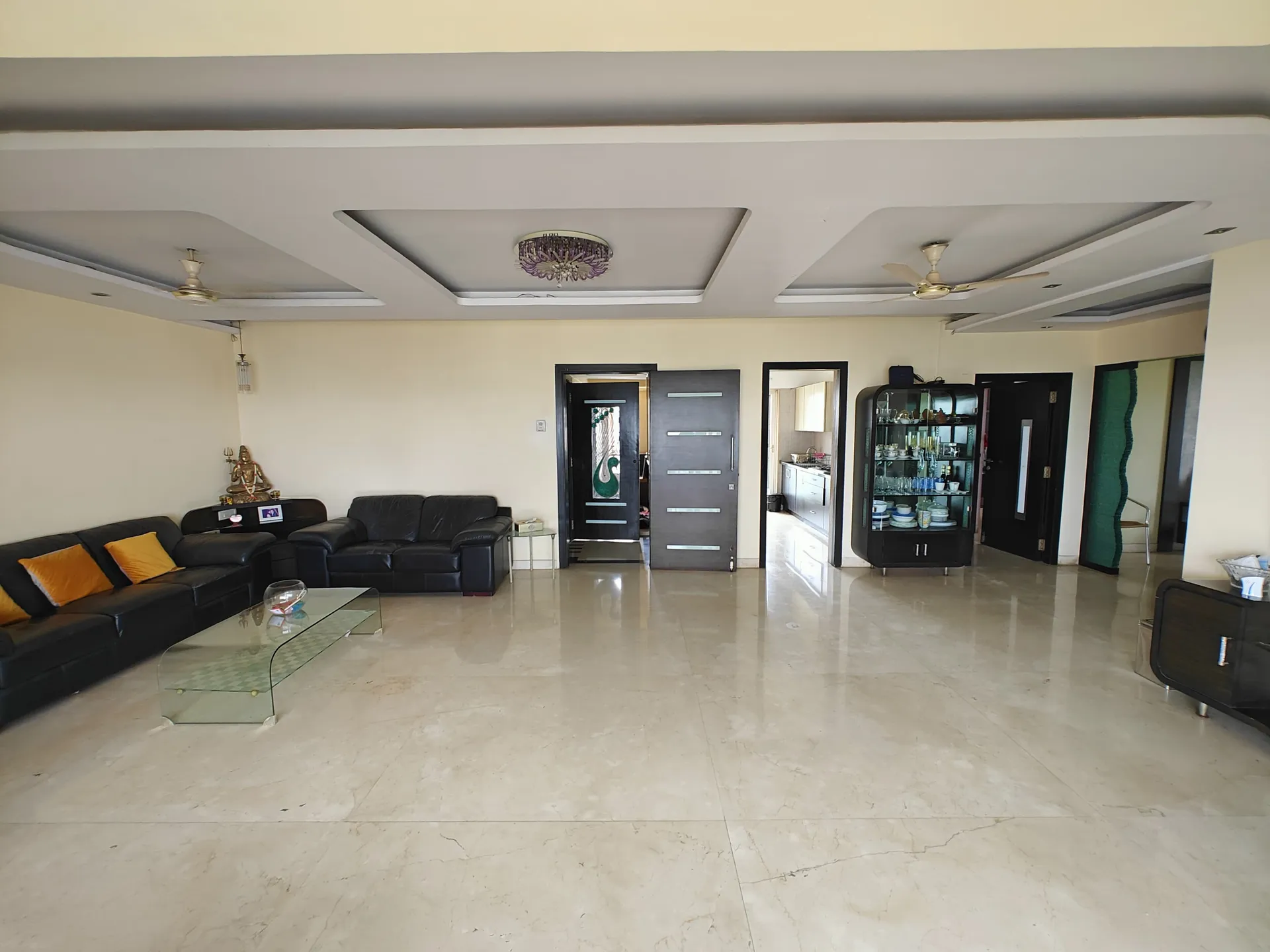 4 BHK Flats on Rent in Bella Vista, Bandra West
