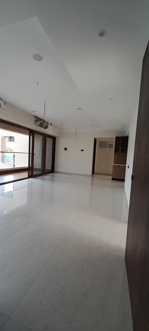1 - Surabhi, Andheri West