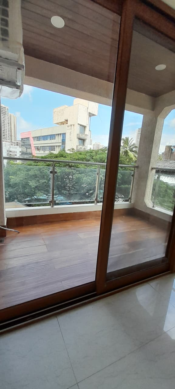 22 - Surabhi, Andheri West