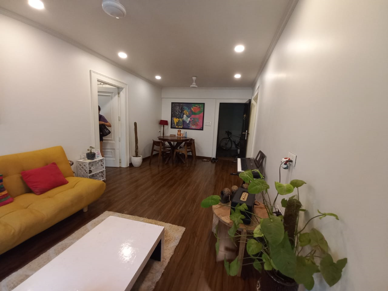 2 BHK Flats on Rent in Vishnu Dham, Khar West