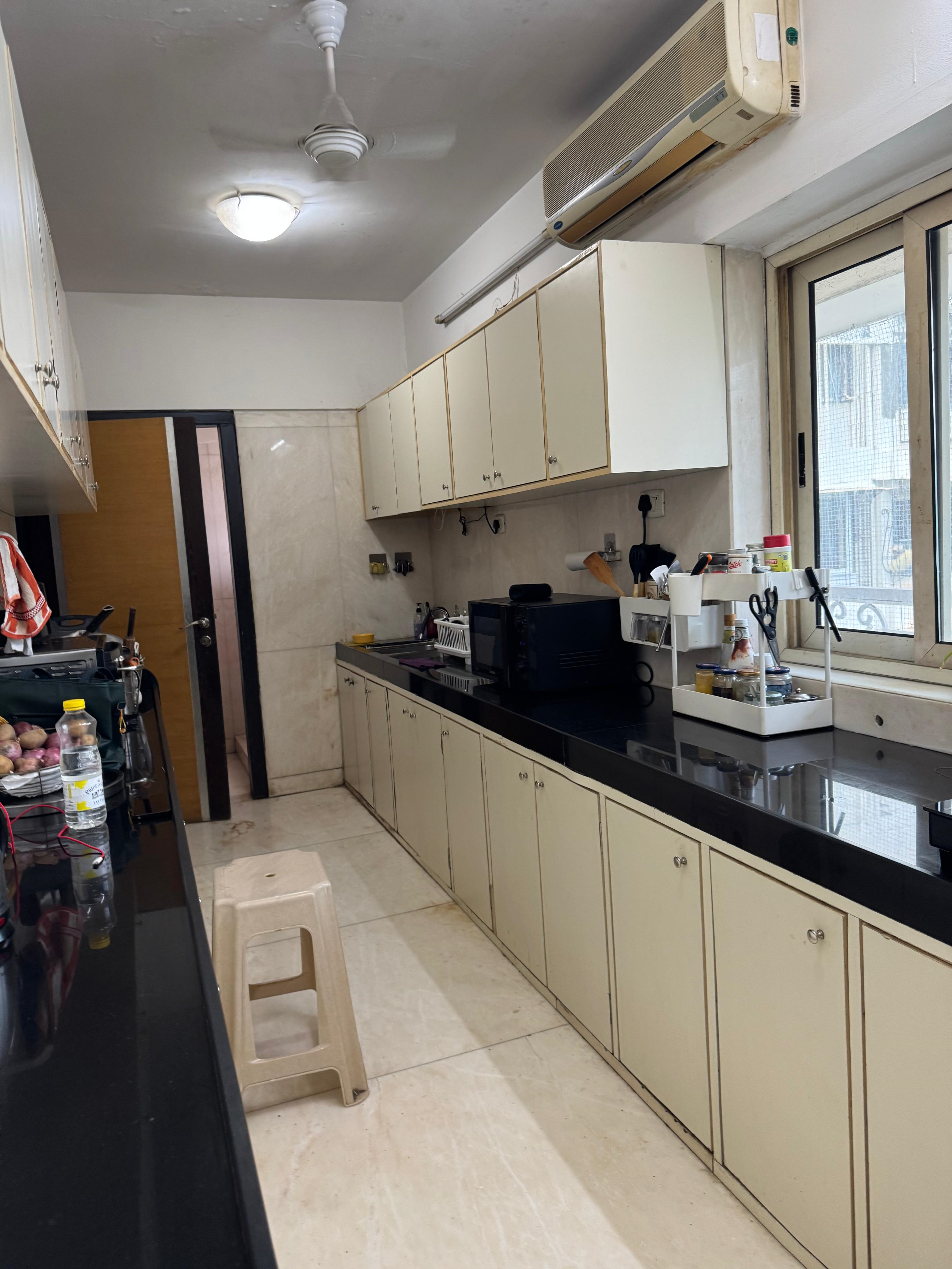 18 - Therese Ville Dawn, Bandra West