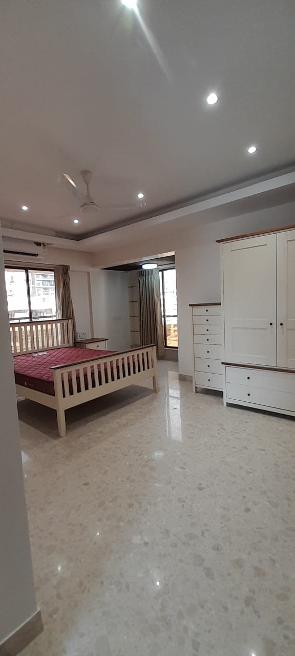 4 BHK Flats on Rent in Virgo Heights, Khar West