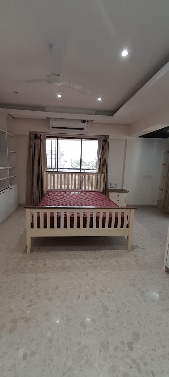 4 BHK Flats on Rent in Virgo Heights, Khar West