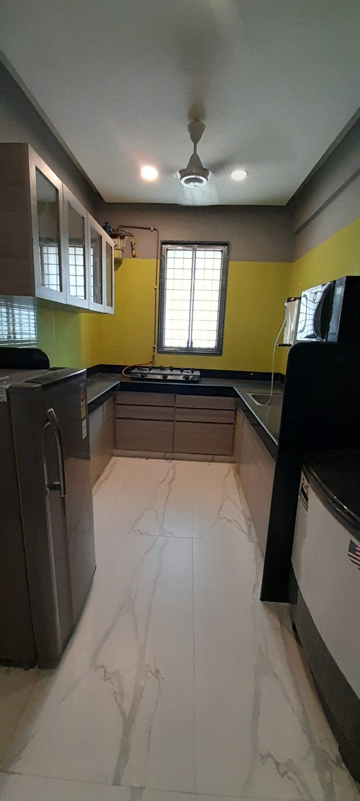 4 BHK Flats on Rent in Wigwam, Khar West