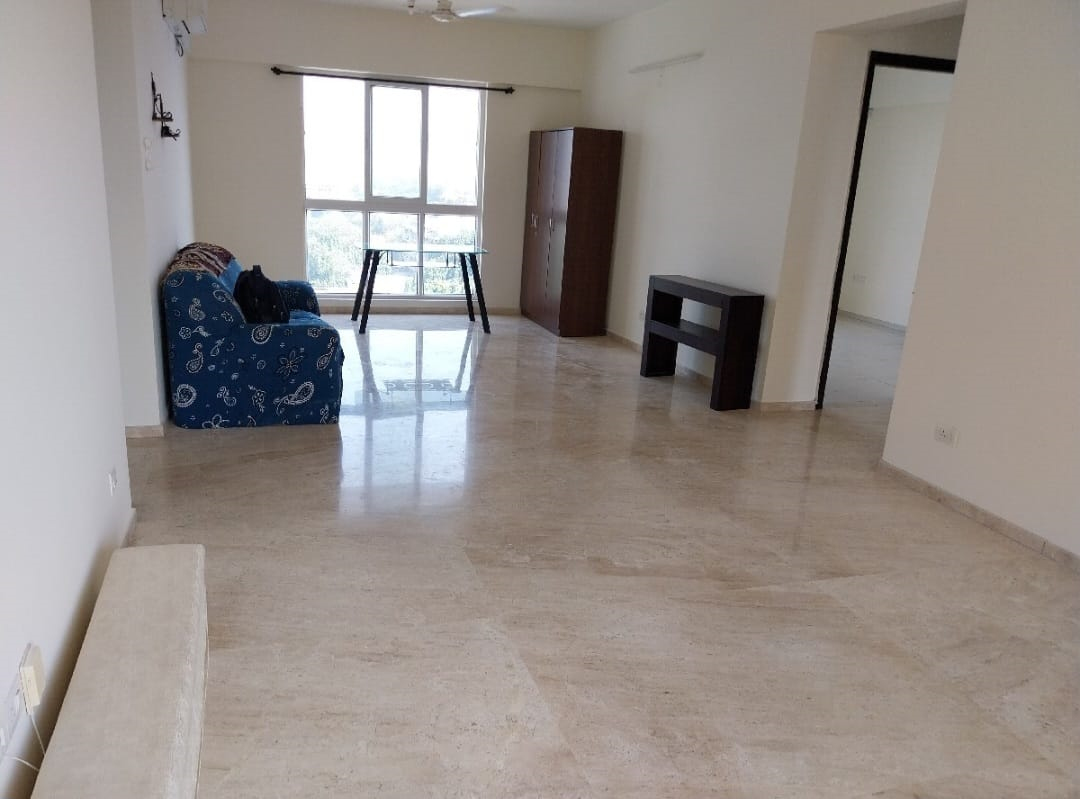 3 BHK Semi Furnished in Mahindra Vivante , Andheri East