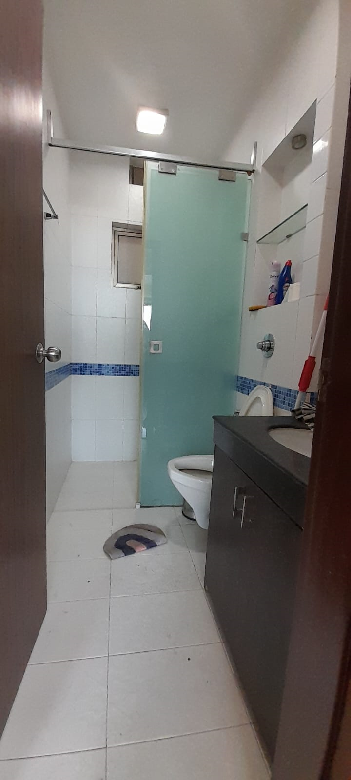 2½ BHK Semi Furnished in Oberoi Springs , Andheri West