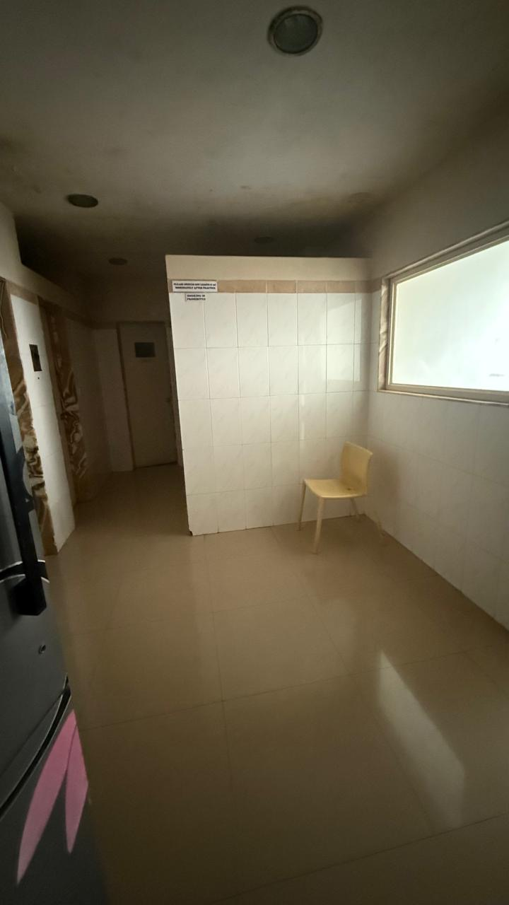 07Ffb9E9 3654 48Df B191 0B7B25A1E6Be - Evershine Jewel, Khar West