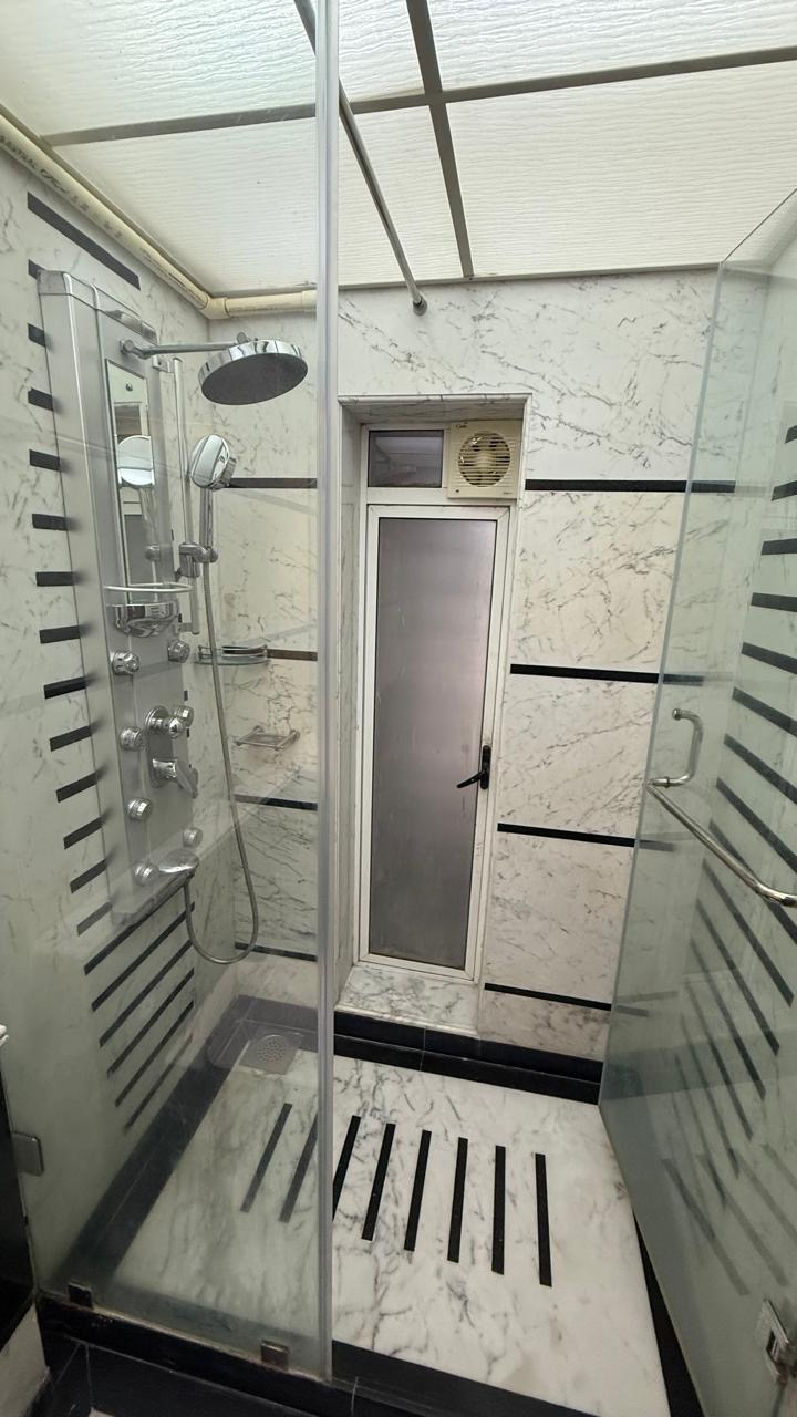 39366080 E380 42Ad 85A6 64Abd13Ce855 - Evershine Jewel, Khar West