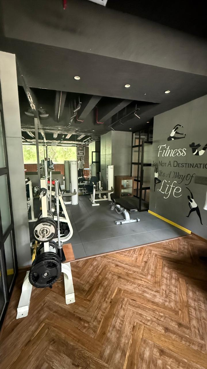 63905D80 6B75 4663 9865 6D14Bdc55A8A - Evershine Jewel, Khar West