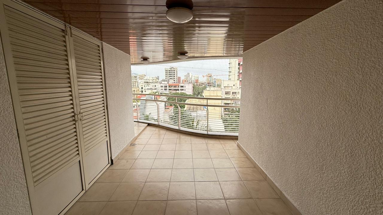 B2C57Bb2 4F98 4Bcd 8971 9177B4599E84 - Evershine Jewel, Khar West