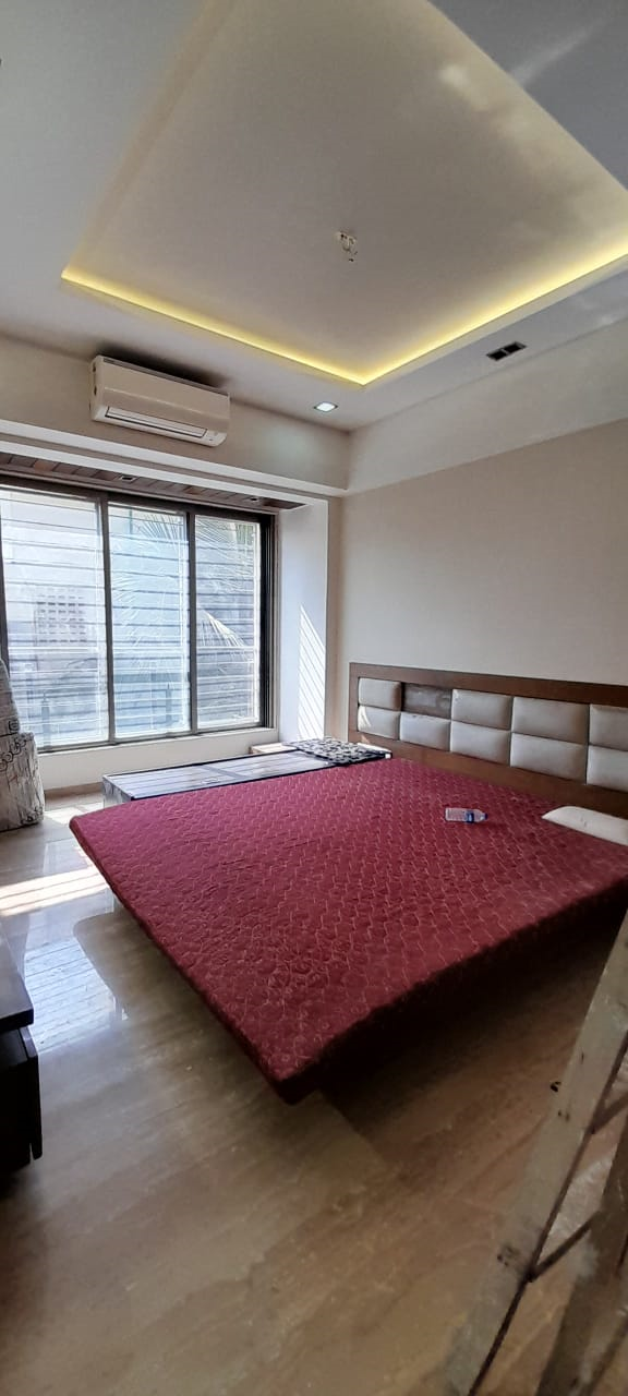 3 BHK Flats on Rent in Anand Ashram, Khar West