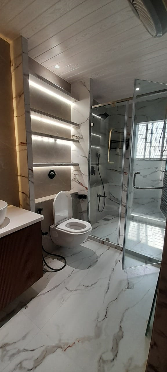 3 BHK Flats on Rent in Anand Ashram, Khar West