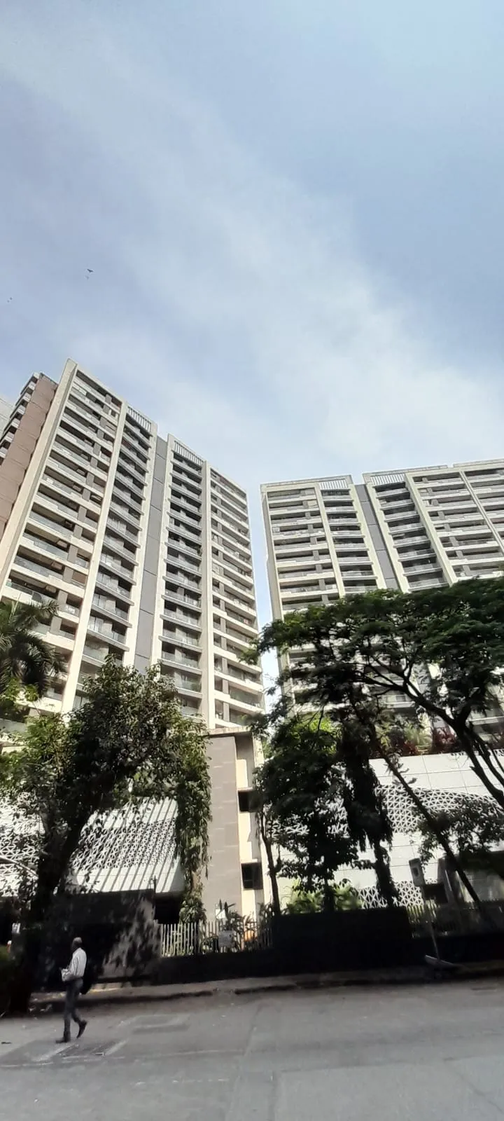 3 BHK Rustomjee Oriana for Rent in Bandra East